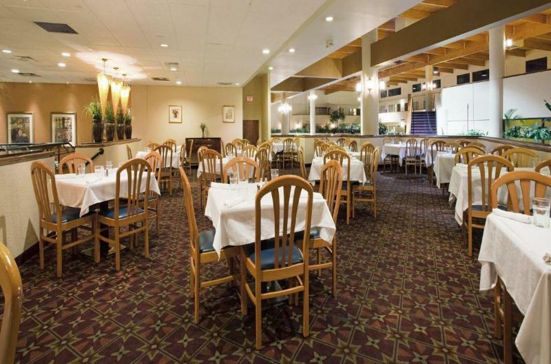 Ramada Inn Lafayette Conference Center Restaurace fotografie